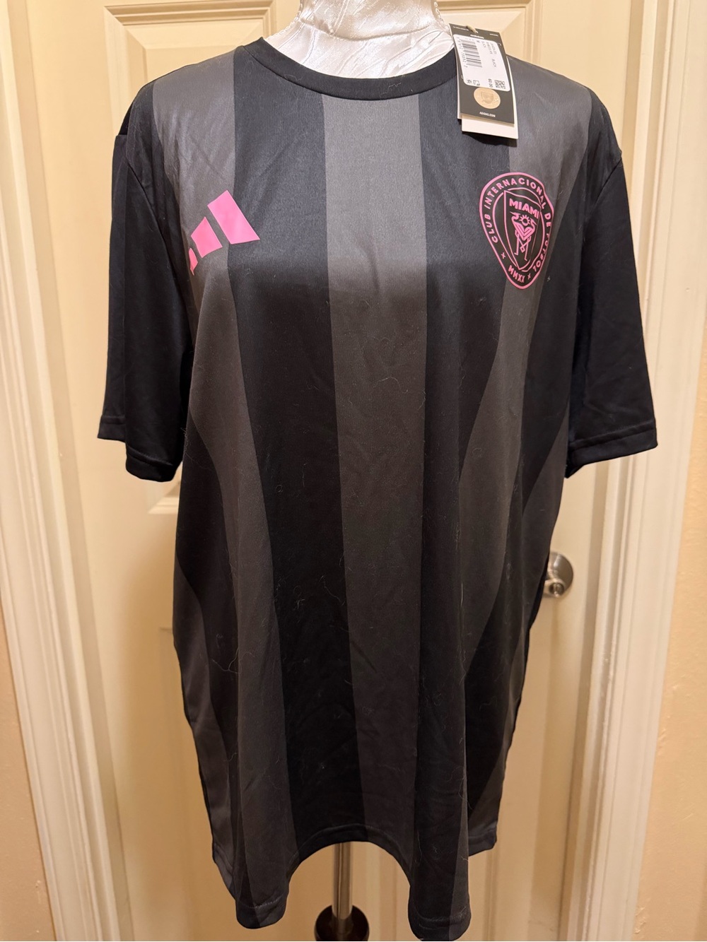 Adidas Men’s Medium Black & Pink Striped Soccer Jersey